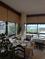 Teras Motel