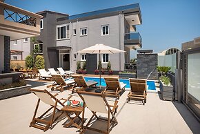 Sun Ray Luxury Apartments