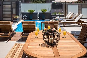 Sun Ray Luxury Apartments