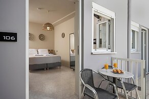 Sun Ray Luxury Apartments