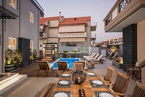 Sun Ray Luxury Apartments