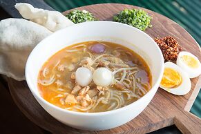 Inle Heritage Stilt House