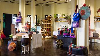 Inle Heritage Stilt House