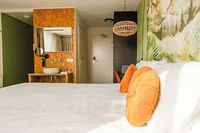 Boutique Hotel Charley's