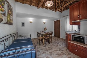 Evagelistria Apartments