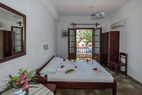 Evagelistria Apartments