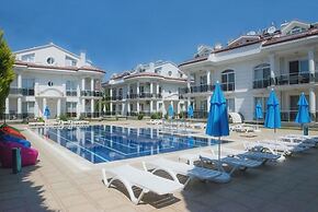 Serenity Apartments 2 by Villamnet