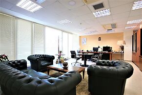 GK Airport Suites - Free Shuttle