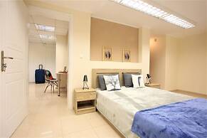 GK Airport Suites - Free Shuttle