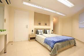 GK Airport Suites - Free Shuttle