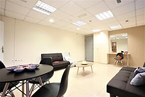 GK Airport Suites - Free Shuttle