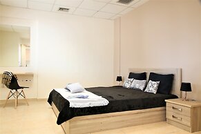 GK Airport Suites - Free Shuttle