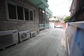 Stitches House - Hostel