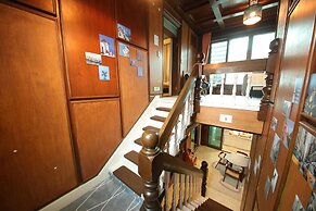 Stitches House - Hostel