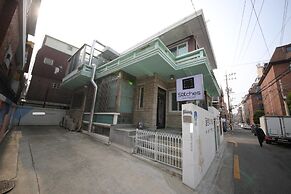 Stitches House - Hostel