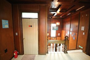 Stitches House - Hostel