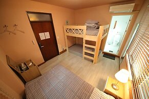 Stitches House - Hostel