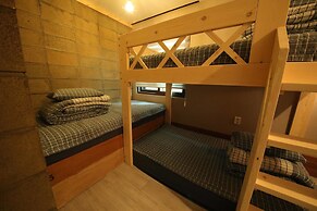 Stitches House - Hostel