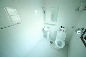 Stitches House - Hostel