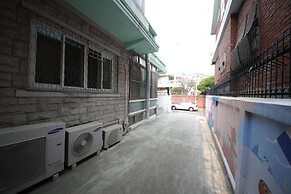 Stitches House - Hostel