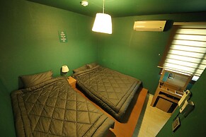 Stitches House - Hostel