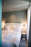 Esqina Cosmopolitan Lodge