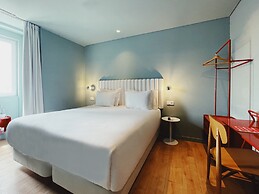 Esqina Cosmopolitan Lodge