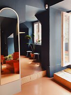 Esqina Cosmopolitan Lodge