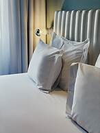 Esqina Cosmopolitan Lodge