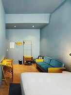 Esqina Cosmopolitan Lodge