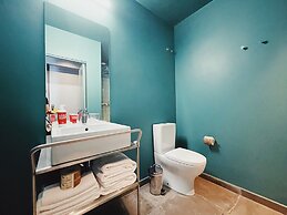 Esqina Cosmopolitan Lodge