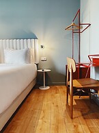 Esqina Cosmopolitan Lodge