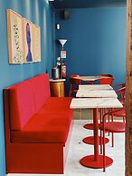 Esqina Cosmopolitan Lodge