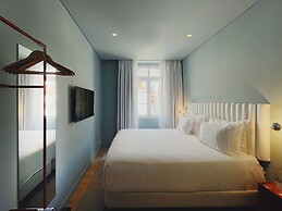 Esqina Cosmopolitan Lodge