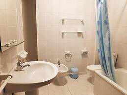 Apartamentos Revo Salinas 3000