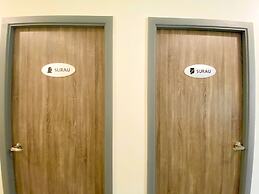 AZ Hotel & Serviced Apartments