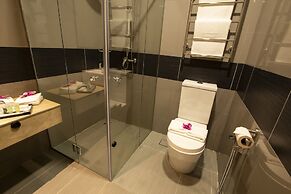 AZ Hotel & Serviced Apartments