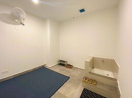 AZ Hotel & Serviced Apartments