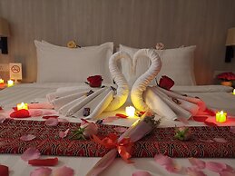 AZ Hotel & Serviced Apartments