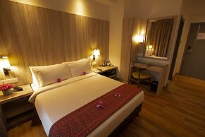 AZ Hotel & Serviced Apartments