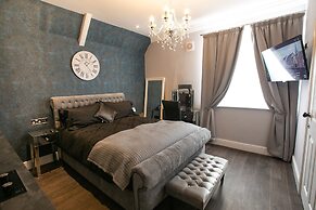 Number 82 The Unthank