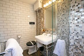 Number 82 The Unthank