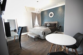 Number 82 The Unthank