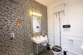 Number 82 The Unthank