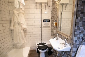 Number 82 The Unthank