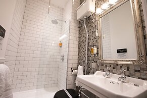 Number 82 The Unthank