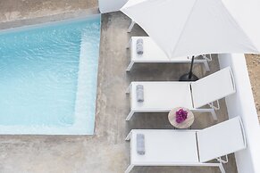 White Orchid Luxury Suites