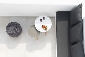 White Orchid Luxury Suites