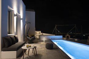 White Orchid Luxury Suites