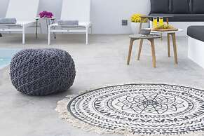 White Orchid Luxury Suites